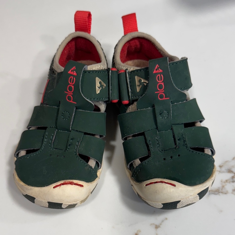 PLAE Kids Sneakers in Green and Red